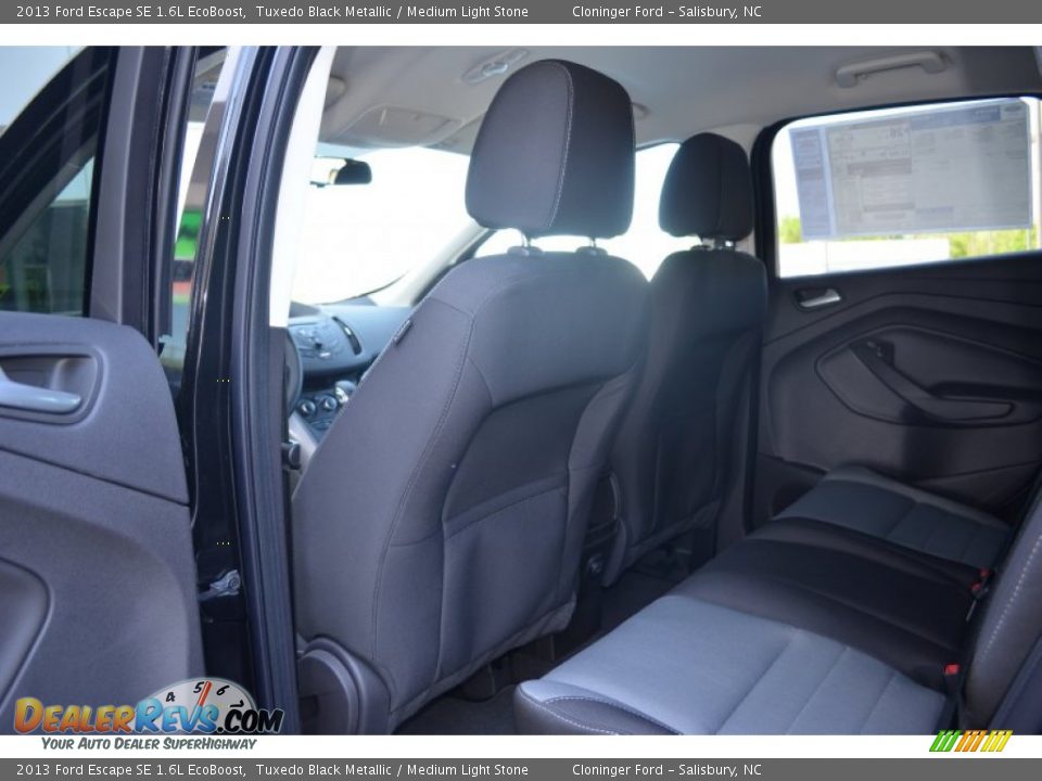 2013 Ford Escape SE 1.6L EcoBoost Tuxedo Black Metallic / Medium Light Stone Photo #12