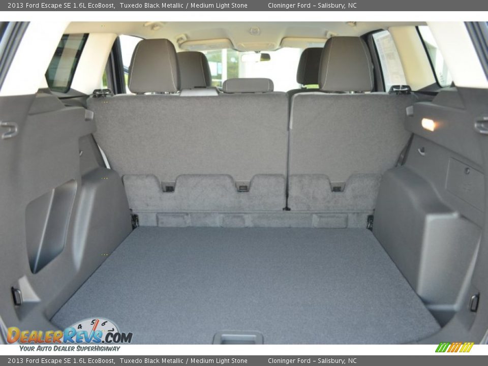 2013 Ford Escape SE 1.6L EcoBoost Tuxedo Black Metallic / Medium Light Stone Photo #13