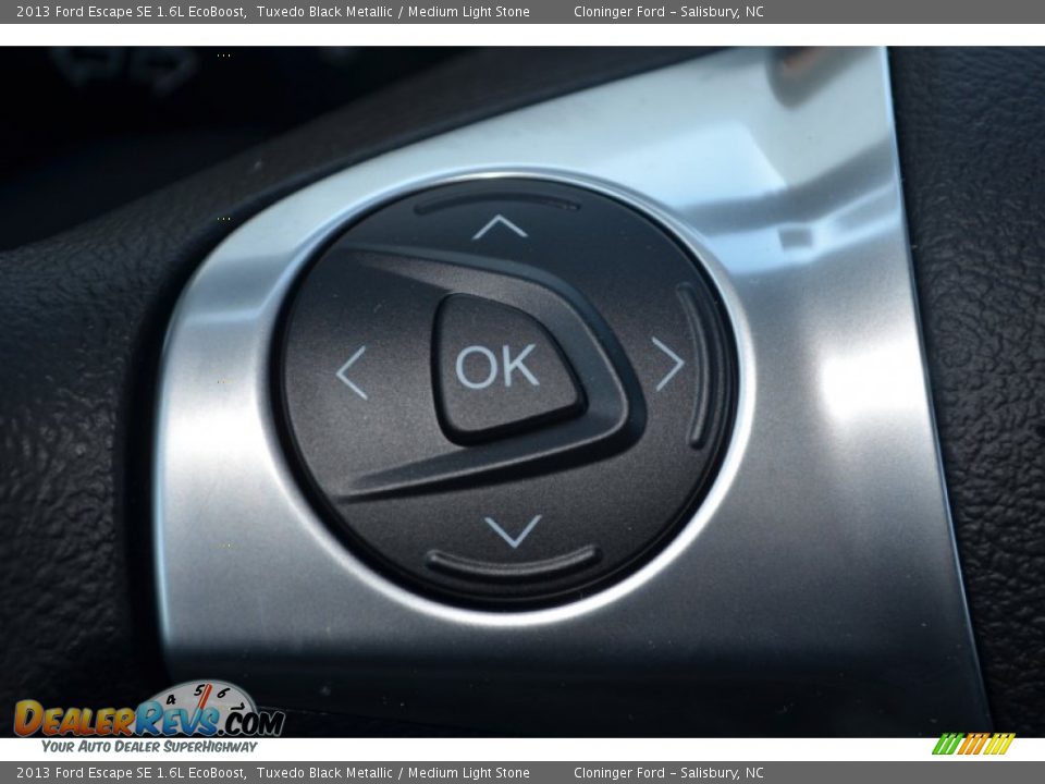 2013 Ford Escape SE 1.6L EcoBoost Tuxedo Black Metallic / Medium Light Stone Photo #24