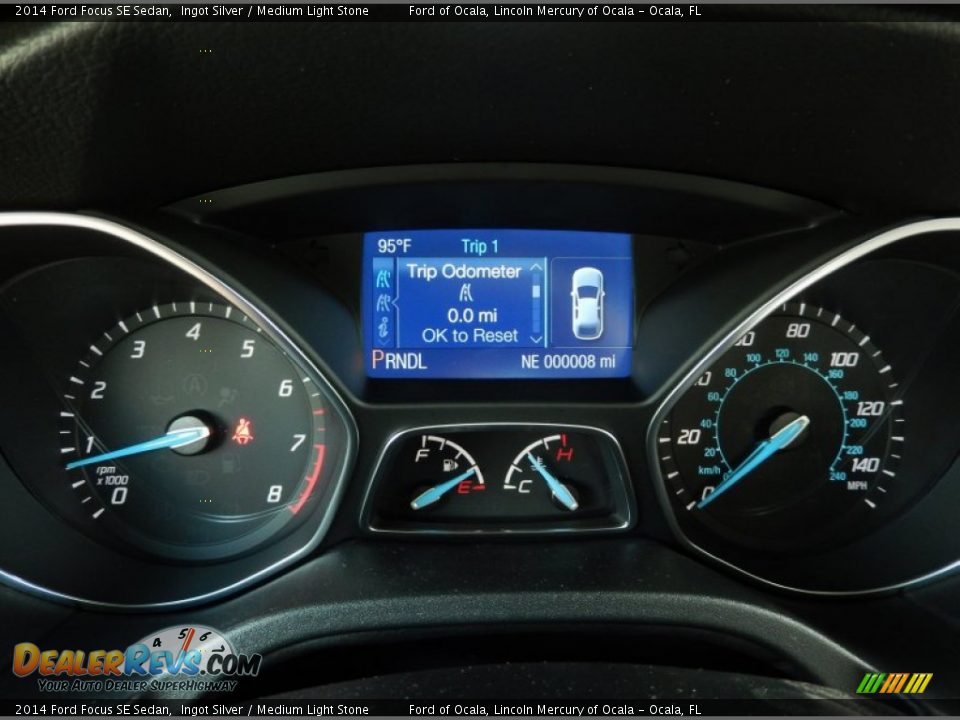 2014 Ford Focus SE Sedan Ingot Silver / Medium Light Stone Photo #9
