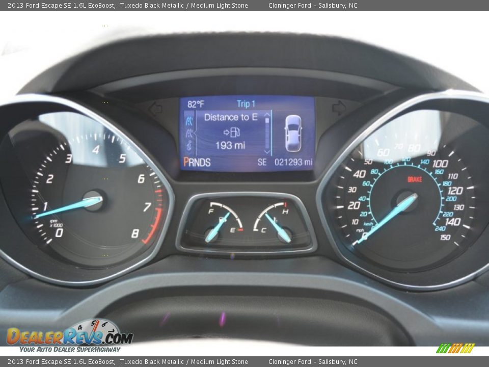 2013 Ford Escape SE 1.6L EcoBoost Tuxedo Black Metallic / Medium Light Stone Photo #26