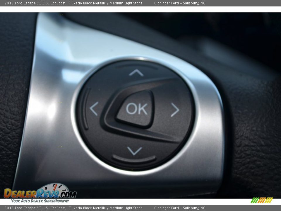 2013 Ford Escape SE 1.6L EcoBoost Tuxedo Black Metallic / Medium Light Stone Photo #27