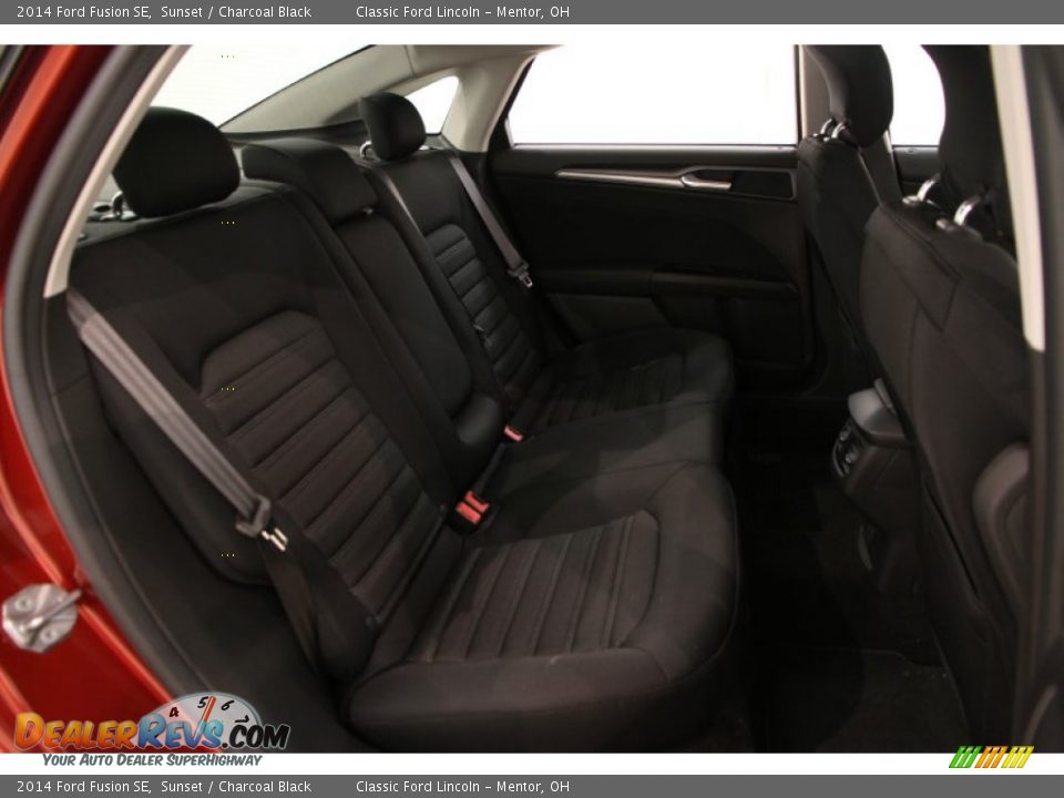 2014 Ford Fusion SE Sunset / Charcoal Black Photo #19