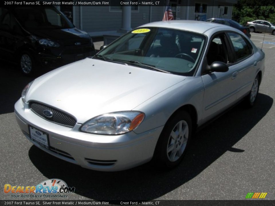 2007 Ford Taurus SE Silver Frost Metallic / Medium/Dark Flint Photo #3