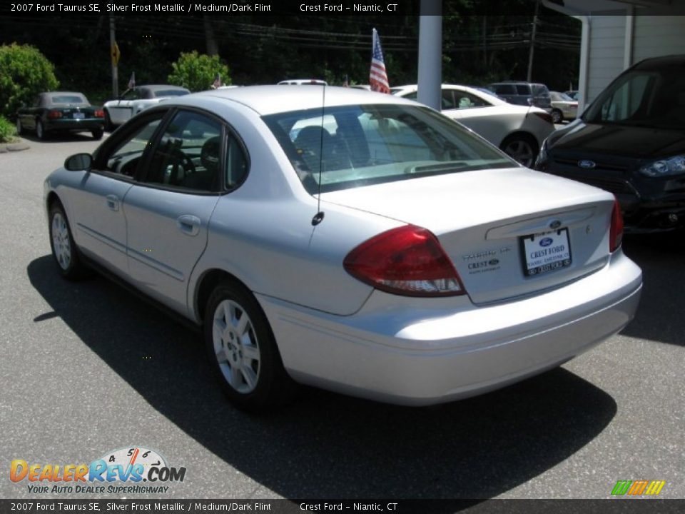 2007 Ford Taurus SE Silver Frost Metallic / Medium/Dark Flint Photo #5