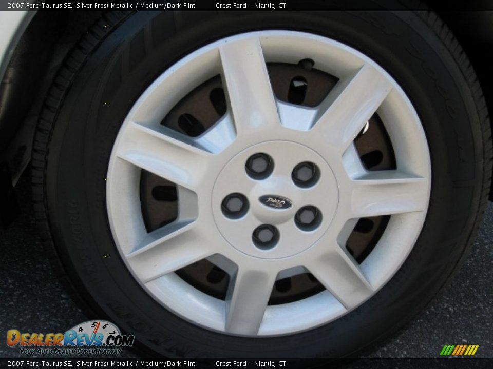 2007 Ford Taurus SE Silver Frost Metallic / Medium/Dark Flint Photo #8