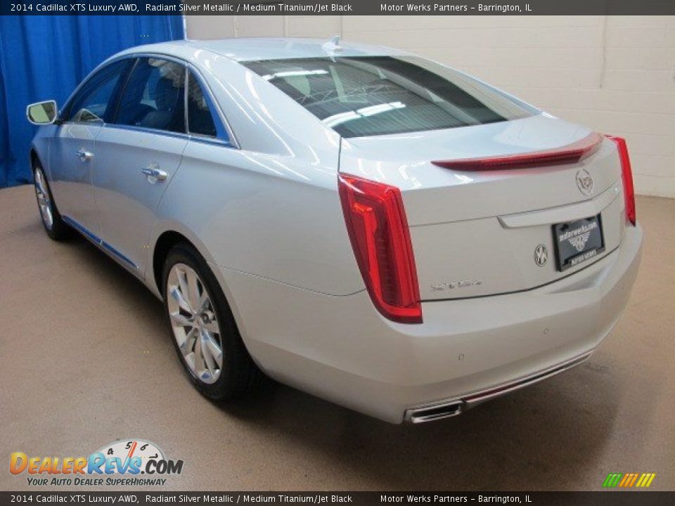 2014 Cadillac XTS Luxury AWD Radiant Silver Metallic / Medium Titanium/Jet Black Photo #5