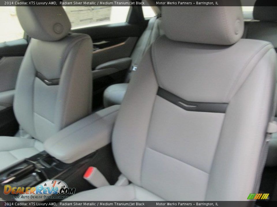 2014 Cadillac XTS Luxury AWD Radiant Silver Metallic / Medium Titanium/Jet Black Photo #11