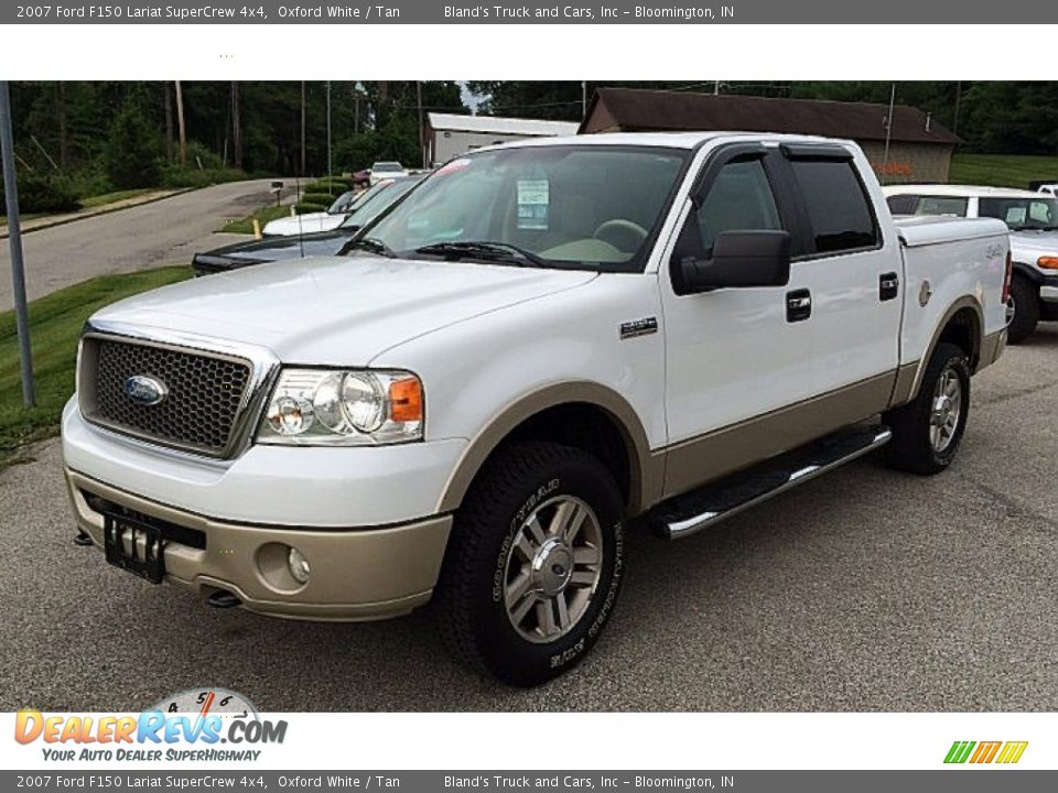 Front 3/4 View of 2007 Ford F150 Lariat SuperCrew 4x4 Photo #1
