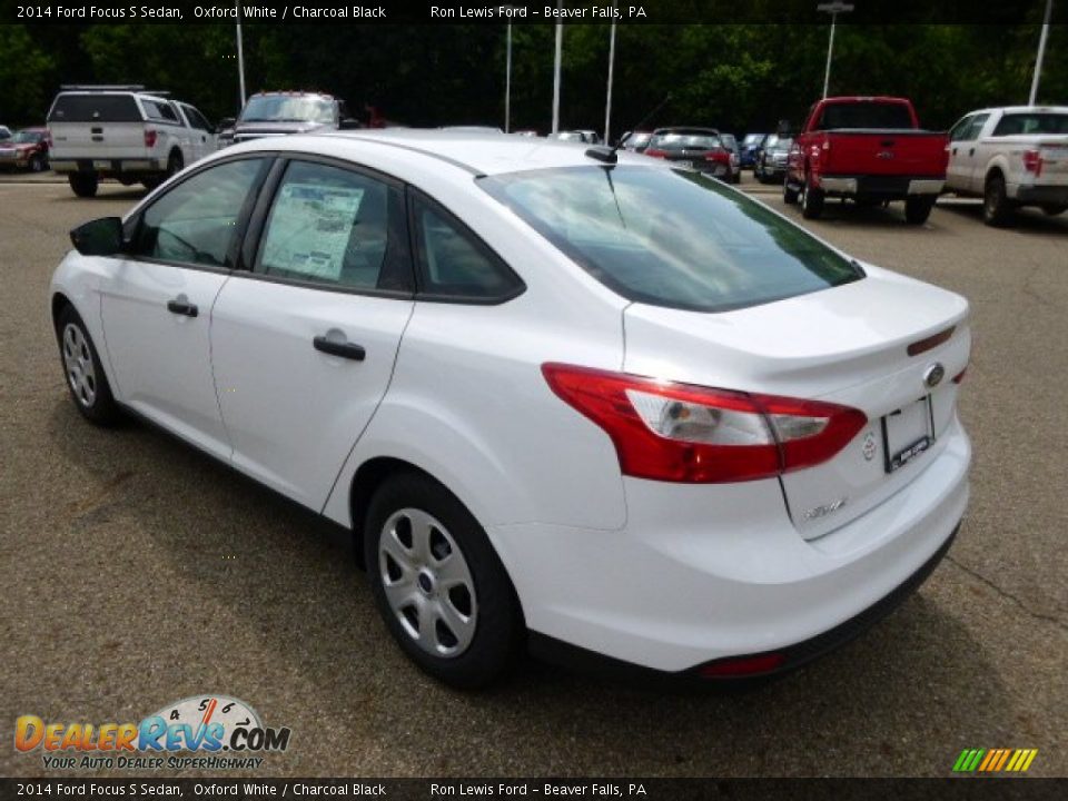 2014 Ford Focus S Sedan Oxford White / Charcoal Black Photo #6