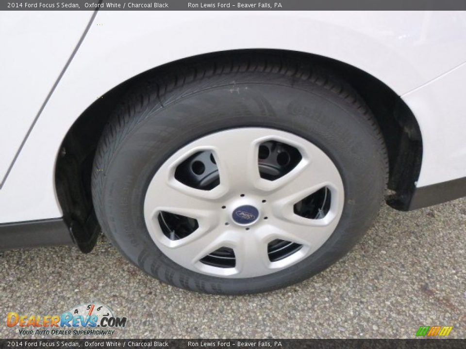 2014 Ford Focus S Sedan Oxford White / Charcoal Black Photo #9