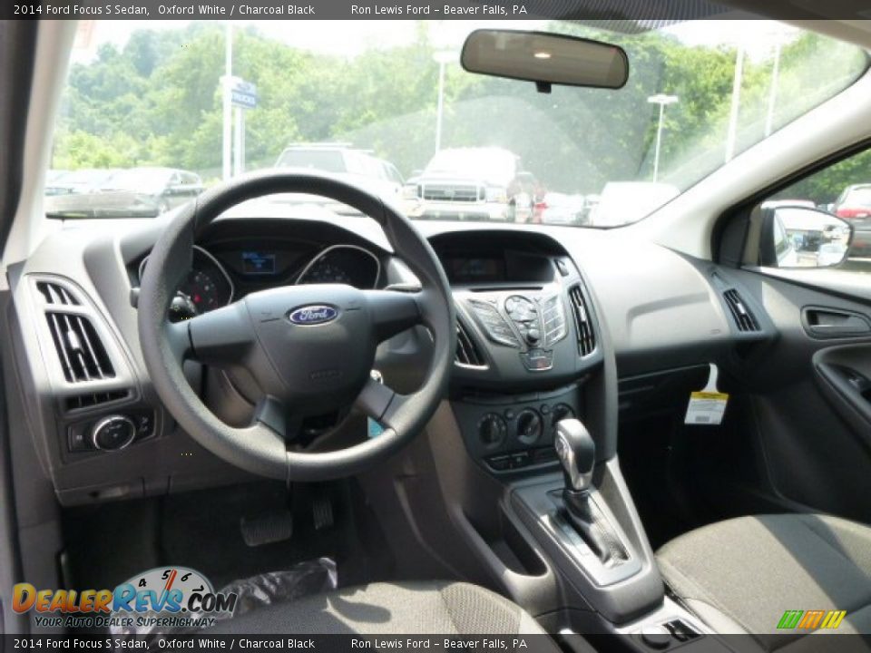 2014 Ford Focus S Sedan Oxford White / Charcoal Black Photo #14