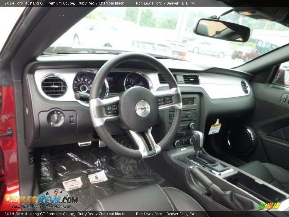 Dashboard of 2014 Ford Mustang GT Premium Coupe Photo #12