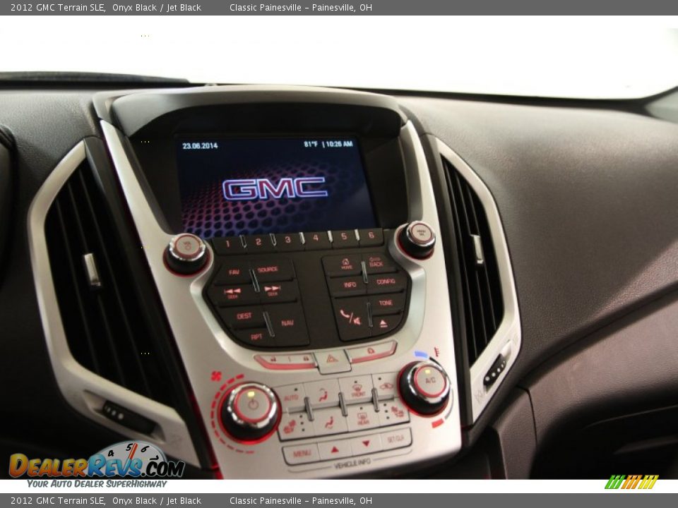 Controls of 2012 GMC Terrain SLE Photo #9