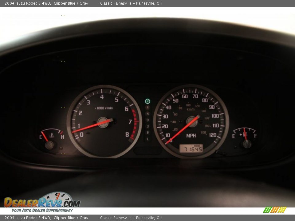 2004 Isuzu Rodeo S 4WD Gauges Photo #8