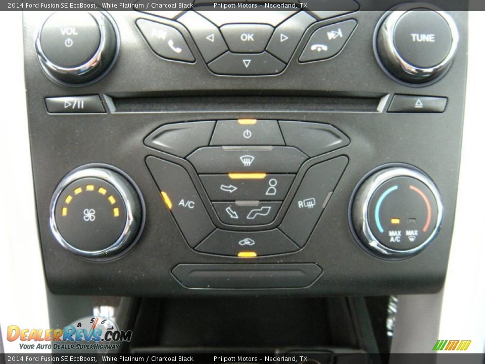2014 Ford Fusion SE EcoBoost White Platinum / Charcoal Black Photo #28