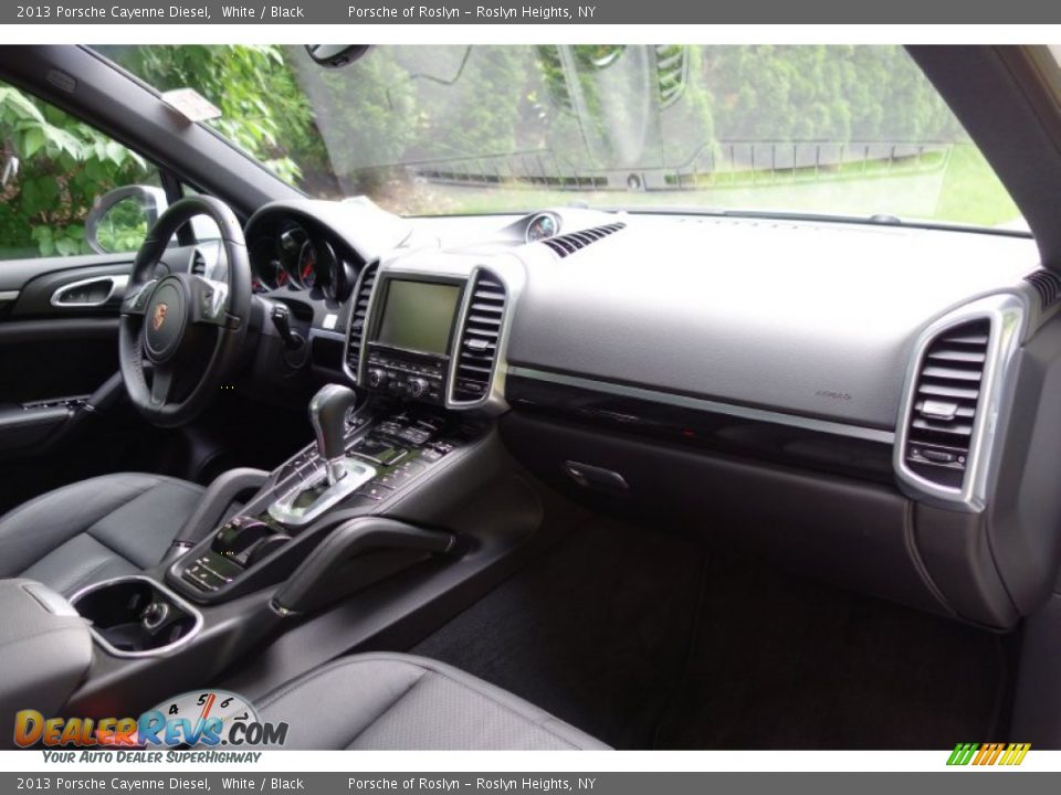 2013 Porsche Cayenne Diesel White / Black Photo #17