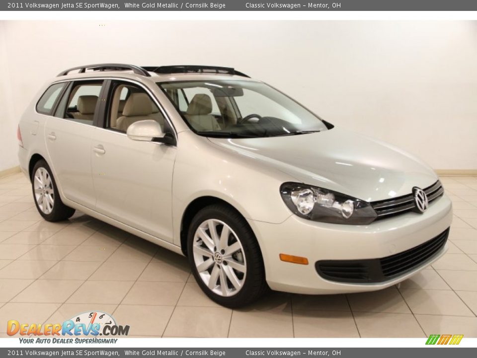 2011 Volkswagen Jetta SE SportWagen White Gold Metallic / Cornsilk Beige Photo #1