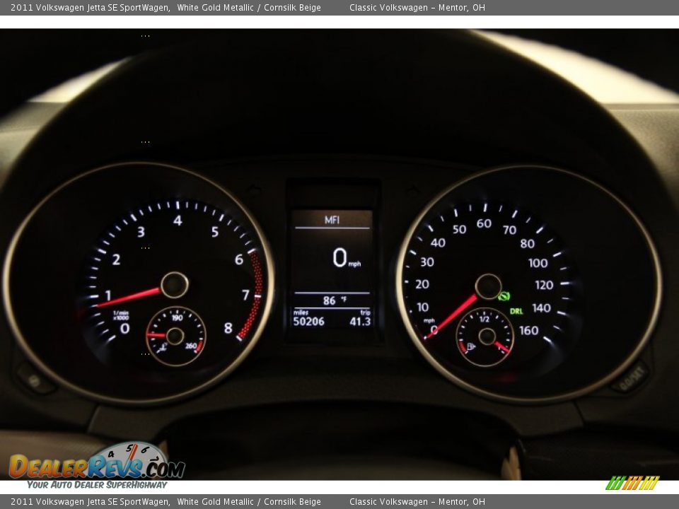 2011 Volkswagen Jetta SE SportWagen White Gold Metallic / Cornsilk Beige Photo #7