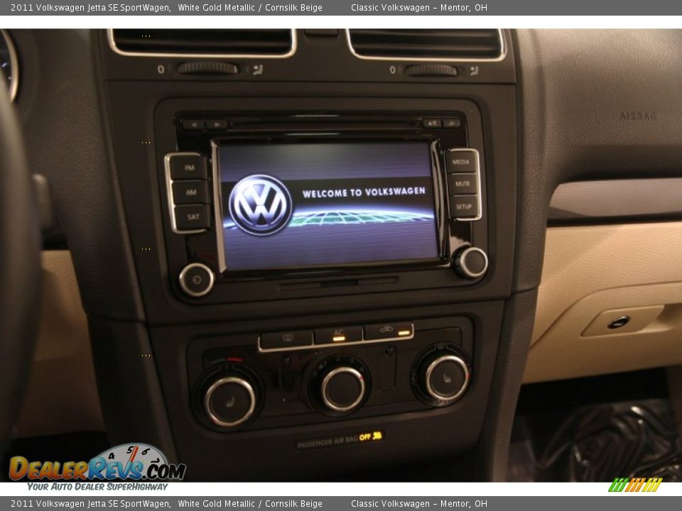 2011 Volkswagen Jetta SE SportWagen White Gold Metallic / Cornsilk Beige Photo #8