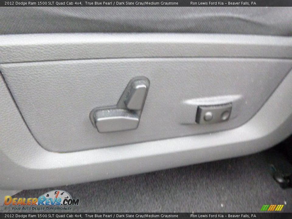 2012 Dodge Ram 1500 SLT Quad Cab 4x4 True Blue Pearl / Dark Slate Gray/Medium Graystone Photo #15