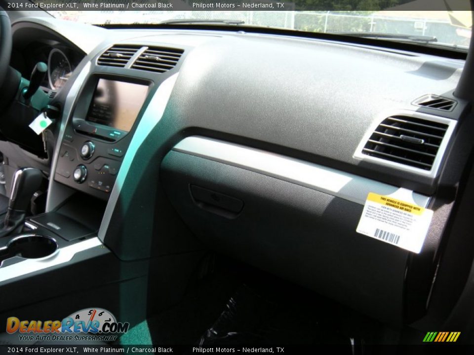 2014 Ford Explorer XLT White Platinum / Charcoal Black Photo #17