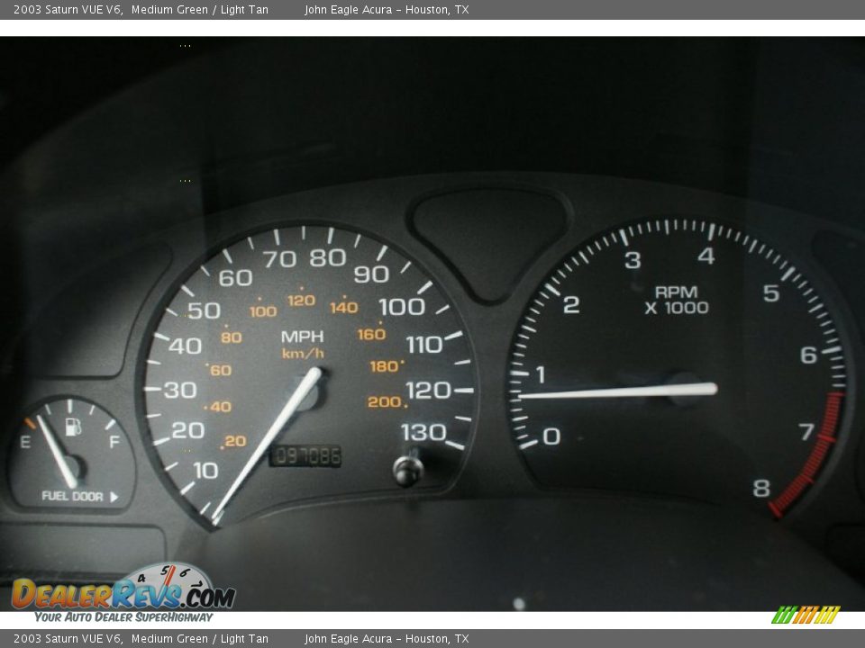 2003 Saturn VUE V6 Gauges Photo #33