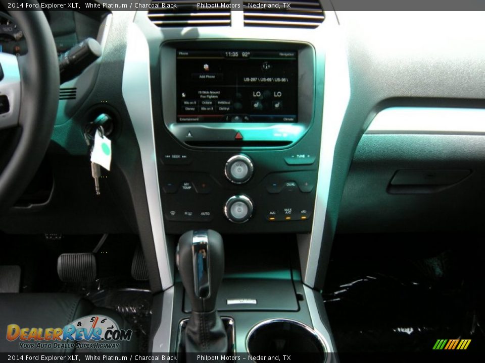 2014 Ford Explorer XLT White Platinum / Charcoal Black Photo #29