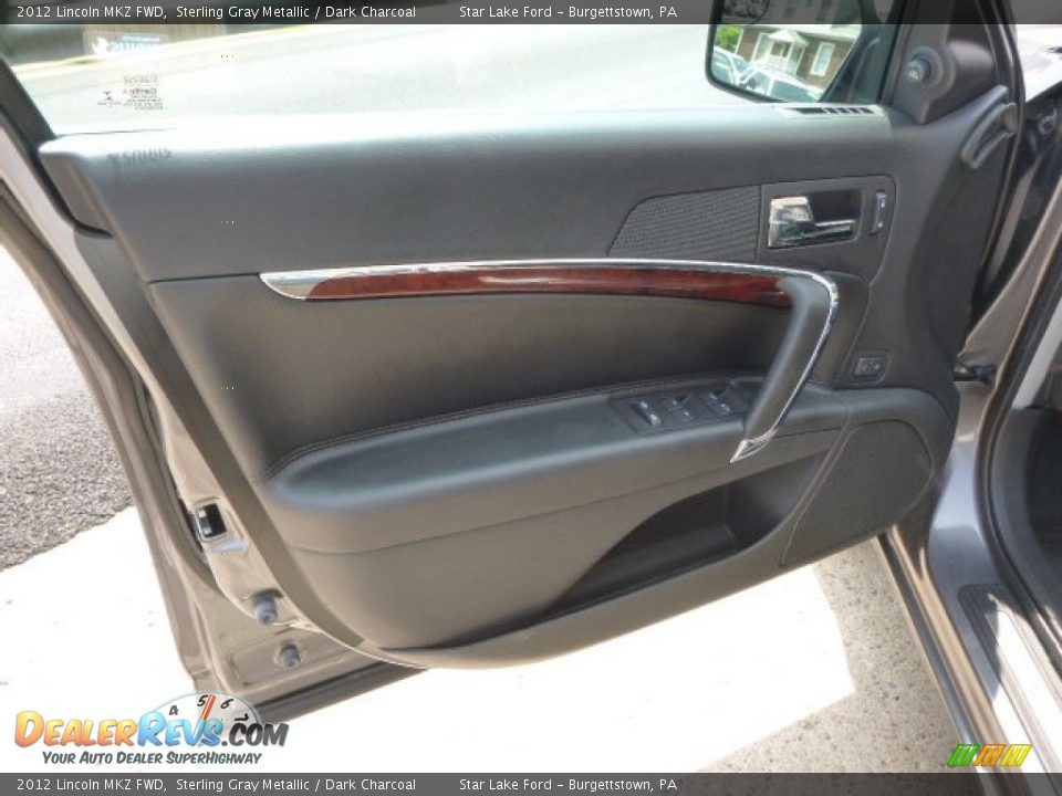 2012 Lincoln MKZ FWD Sterling Gray Metallic / Dark Charcoal Photo #10