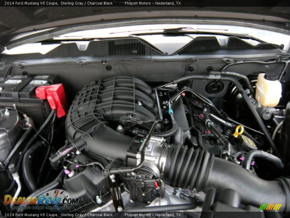 2014 Ford Mustang V6 Coupe Sterling Gray / Charcoal Black Photo #16