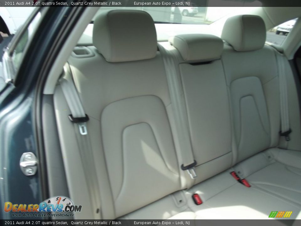 2011 Audi A4 2.0T quattro Sedan Quartz Grey Metallic / Black Photo #13