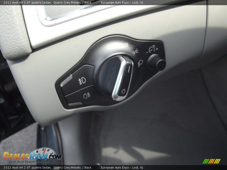 2011 Audi A4 2.0T quattro Sedan Quartz Grey Metallic / Black Photo #22