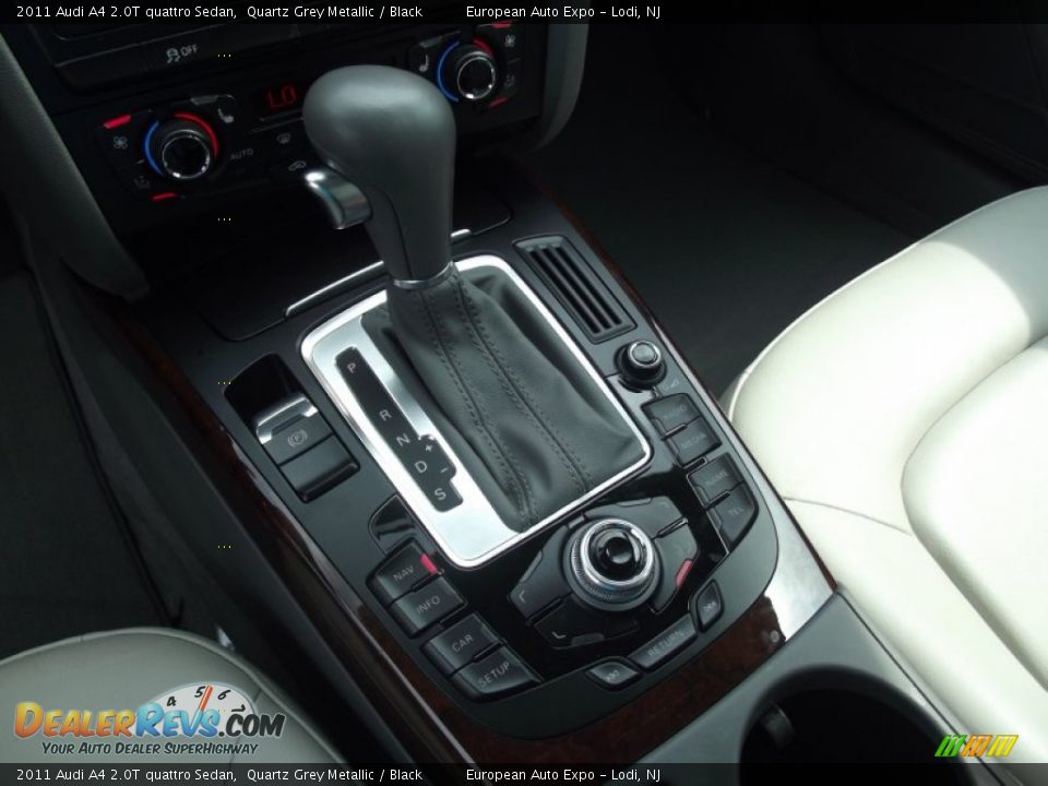 2011 Audi A4 2.0T quattro Sedan Quartz Grey Metallic / Black Photo #32