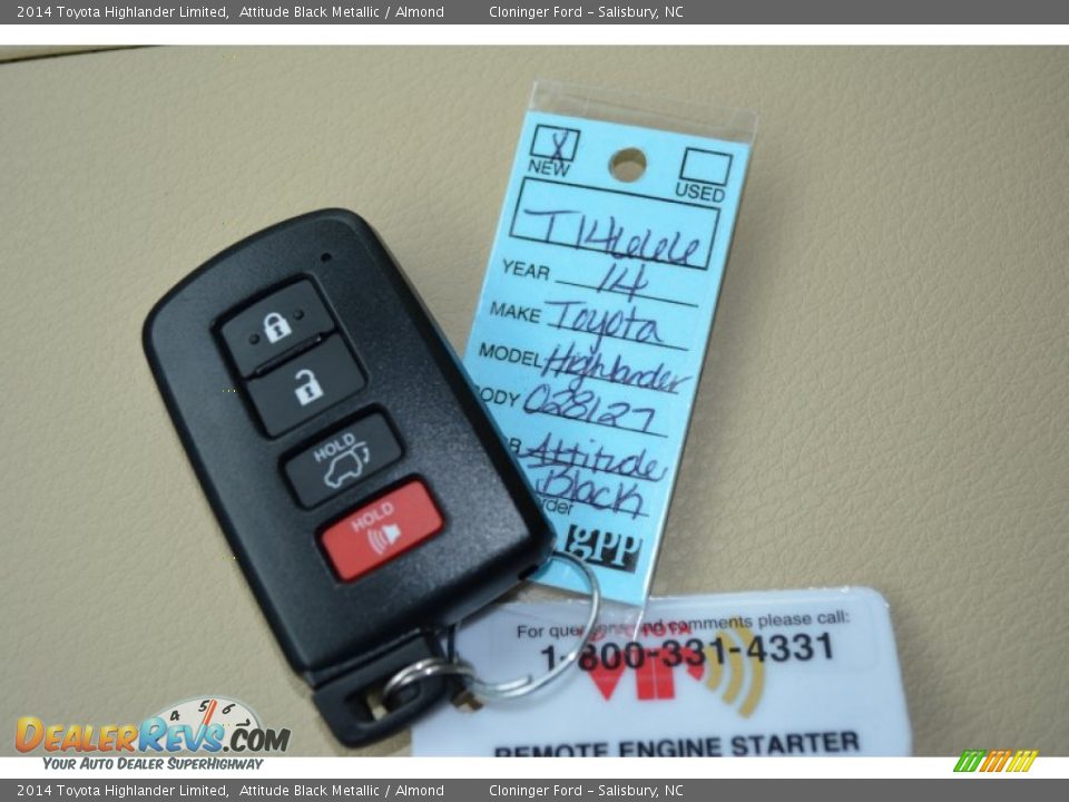 Keys of 2014 Toyota Highlander Limited Photo #32
