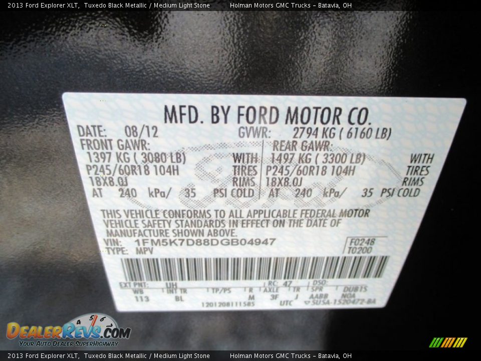 2013 Ford Explorer XLT Tuxedo Black Metallic / Medium Light Stone Photo #5