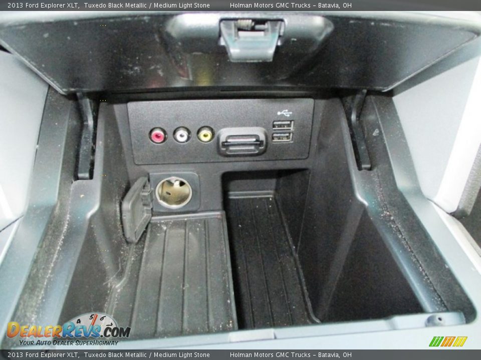 2013 Ford Explorer XLT Tuxedo Black Metallic / Medium Light Stone Photo #14