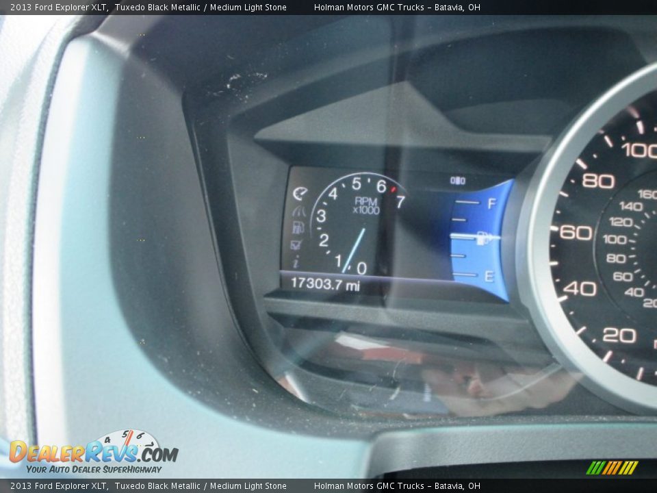 2013 Ford Explorer XLT Tuxedo Black Metallic / Medium Light Stone Photo #19