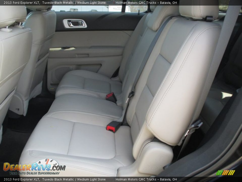 2013 Ford Explorer XLT Tuxedo Black Metallic / Medium Light Stone Photo #25
