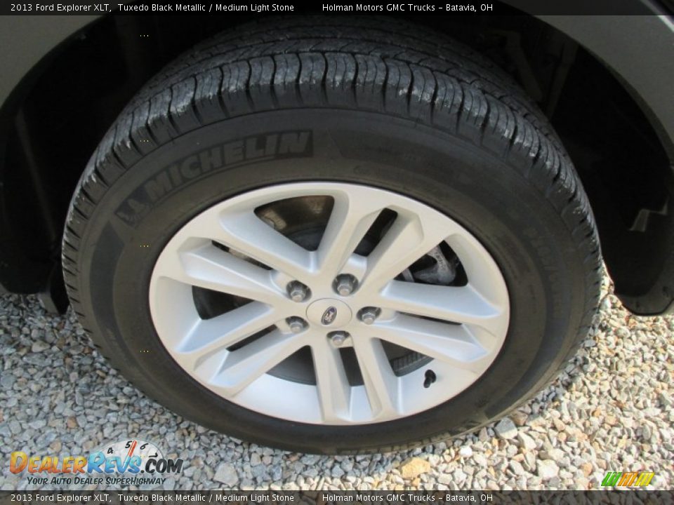 2013 Ford Explorer XLT Tuxedo Black Metallic / Medium Light Stone Photo #26