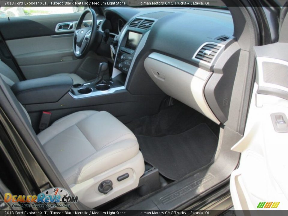 2013 Ford Explorer XLT Tuxedo Black Metallic / Medium Light Stone Photo #34