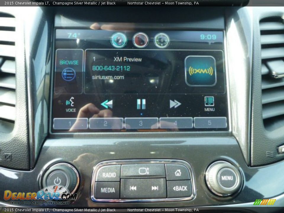 Controls of 2015 Chevrolet Impala LT Photo #18