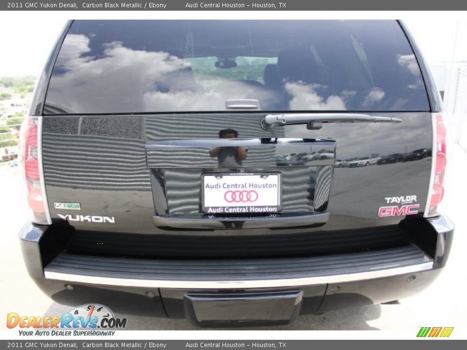 2011 GMC Yukon Denali Carbon Black Metallic / Ebony Photo #8