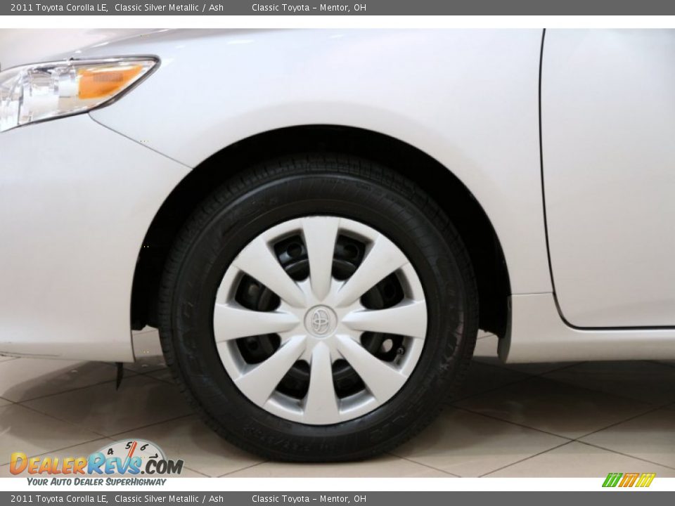 2011 Toyota Corolla LE Classic Silver Metallic / Ash Photo #18