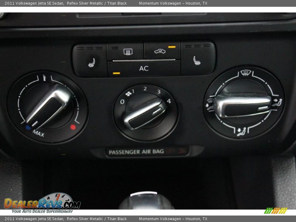 2011 Volkswagen Jetta SE Sedan Reflex Silver Metallic / Titan Black Photo #17