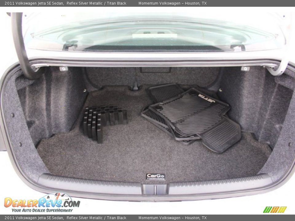 2011 Volkswagen Jetta SE Sedan Reflex Silver Metallic / Titan Black Photo #27