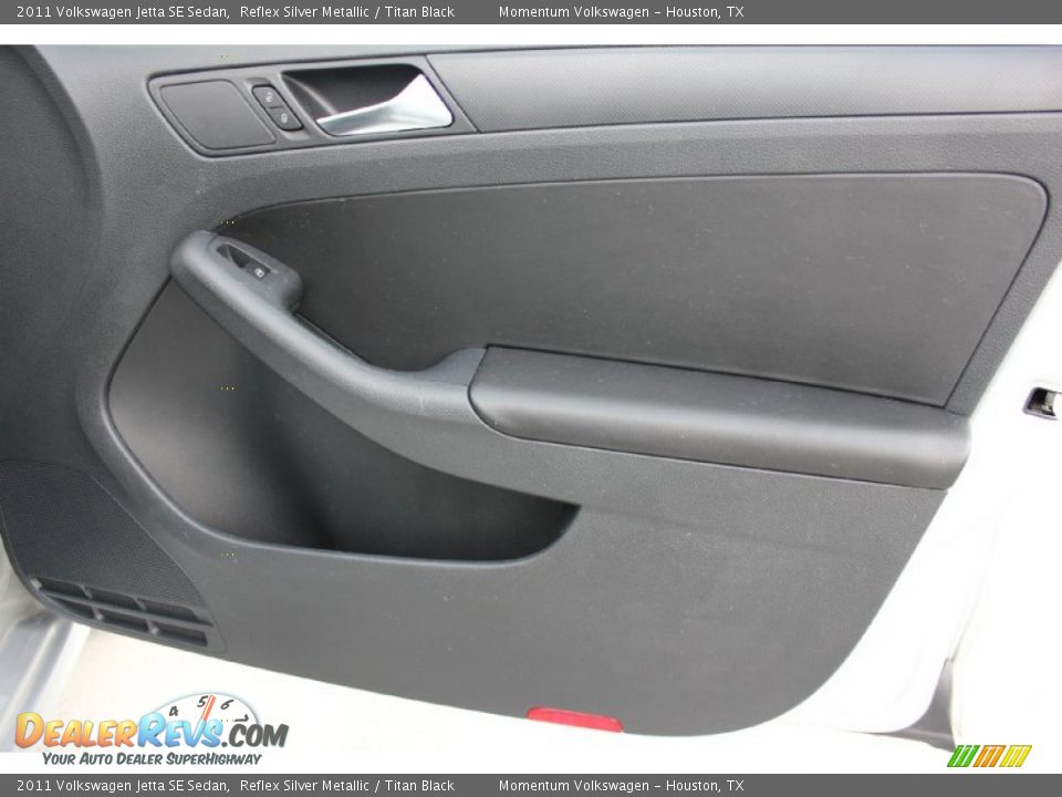 2011 Volkswagen Jetta SE Sedan Reflex Silver Metallic / Titan Black Photo #31