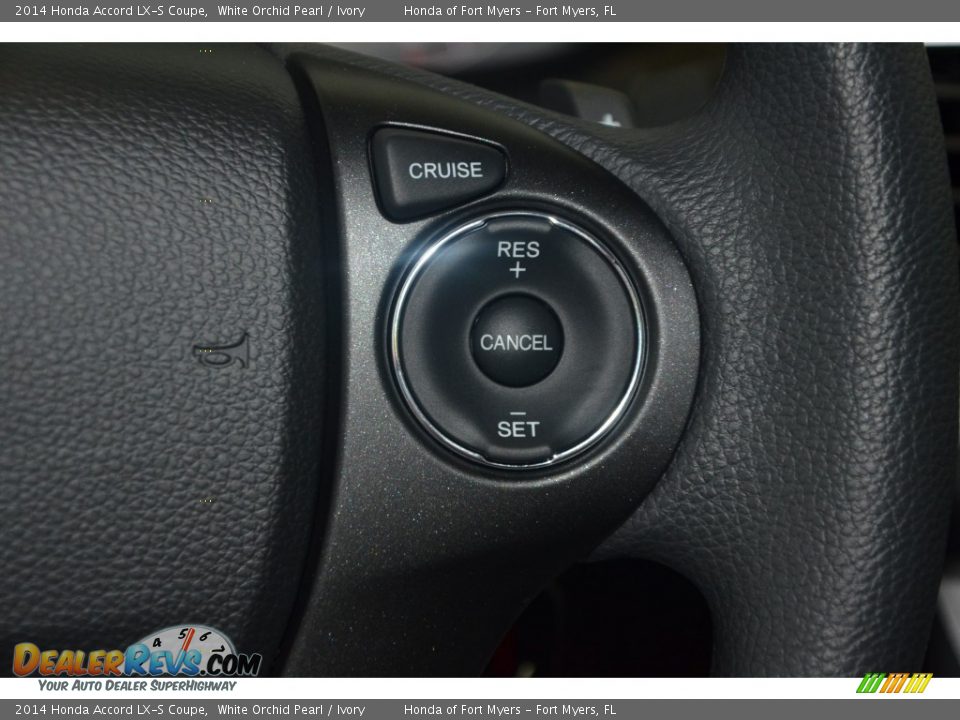 Controls of 2014 Honda Accord LX-S Coupe Photo #17