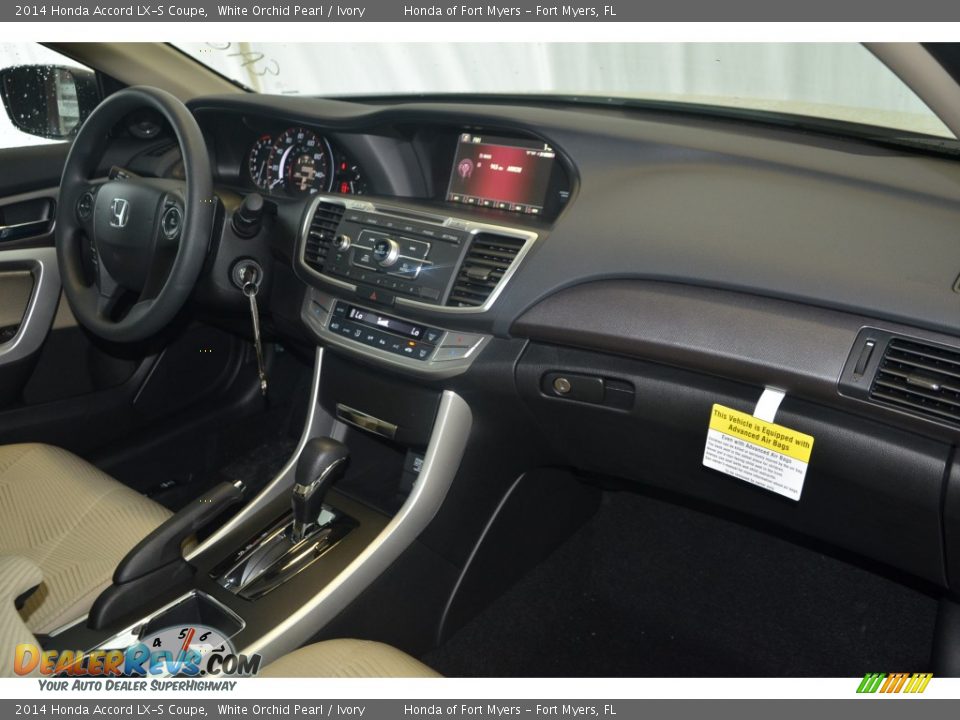 2014 Honda Accord LX-S Coupe White Orchid Pearl / Ivory Photo #21