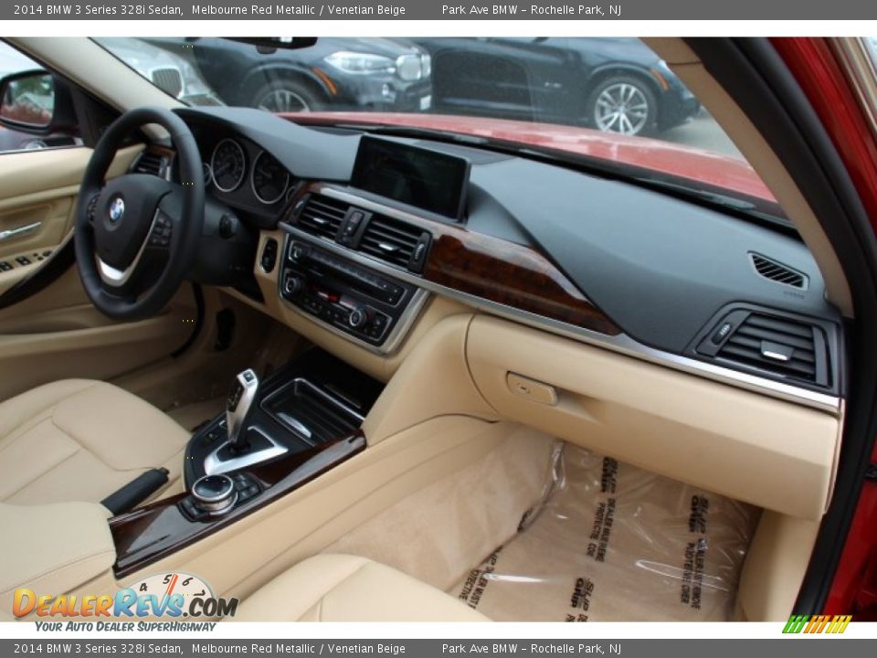 Dashboard of 2014 BMW 3 Series 328i Sedan Photo #26