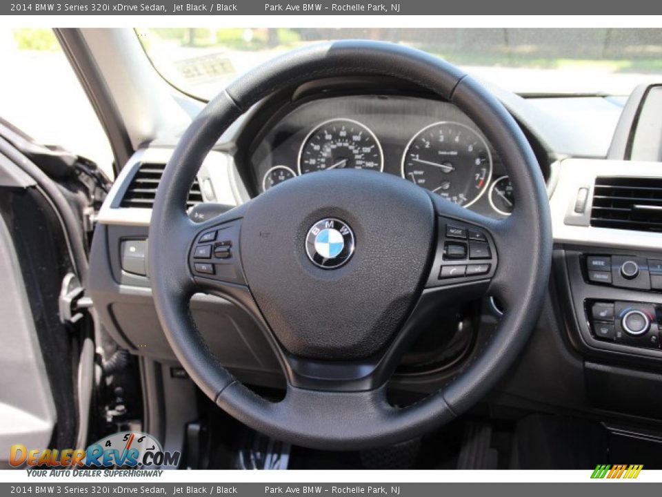 2014 BMW 3 Series 320i xDrive Sedan Jet Black / Black Photo #17